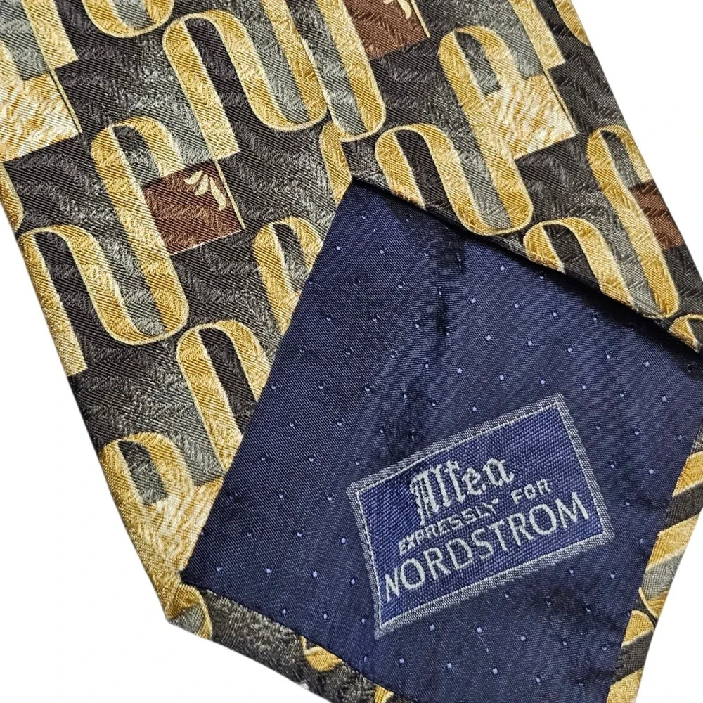 Altea Necktie Silk Geometric Patterned Dress Tie Made in‎ Italy